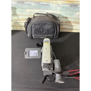 JVC Super VHS Camcorder gr-sxm250u Silver EUC 600x Zoom Charger Bag TESTED Works